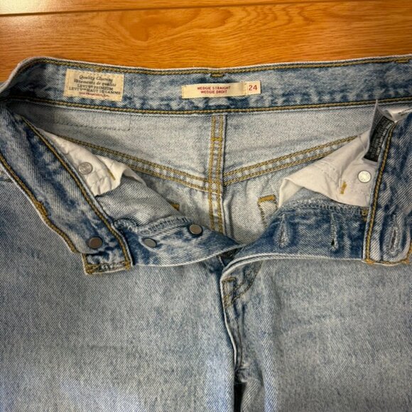 Levi's Wedgie Straight - Picture 3 of 3